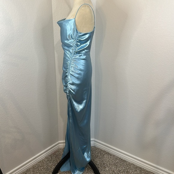 Sachin & Babi Jennings Ruched Hammered Satin Side Slit Gown SIZE 4 NWT - Picture 9 of 12